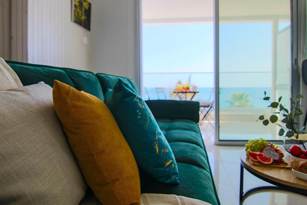 Phaedrus Living: Seaview Emerald Flat Lighthouse 48 Paphos Exterior photo