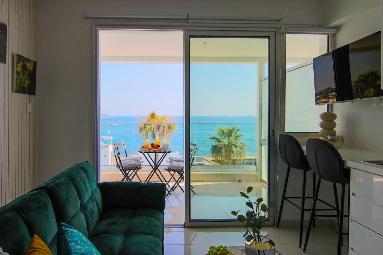 Phaedrus Living: Seaview Emerald Flat Lighthouse 48 Paphos Exterior photo
